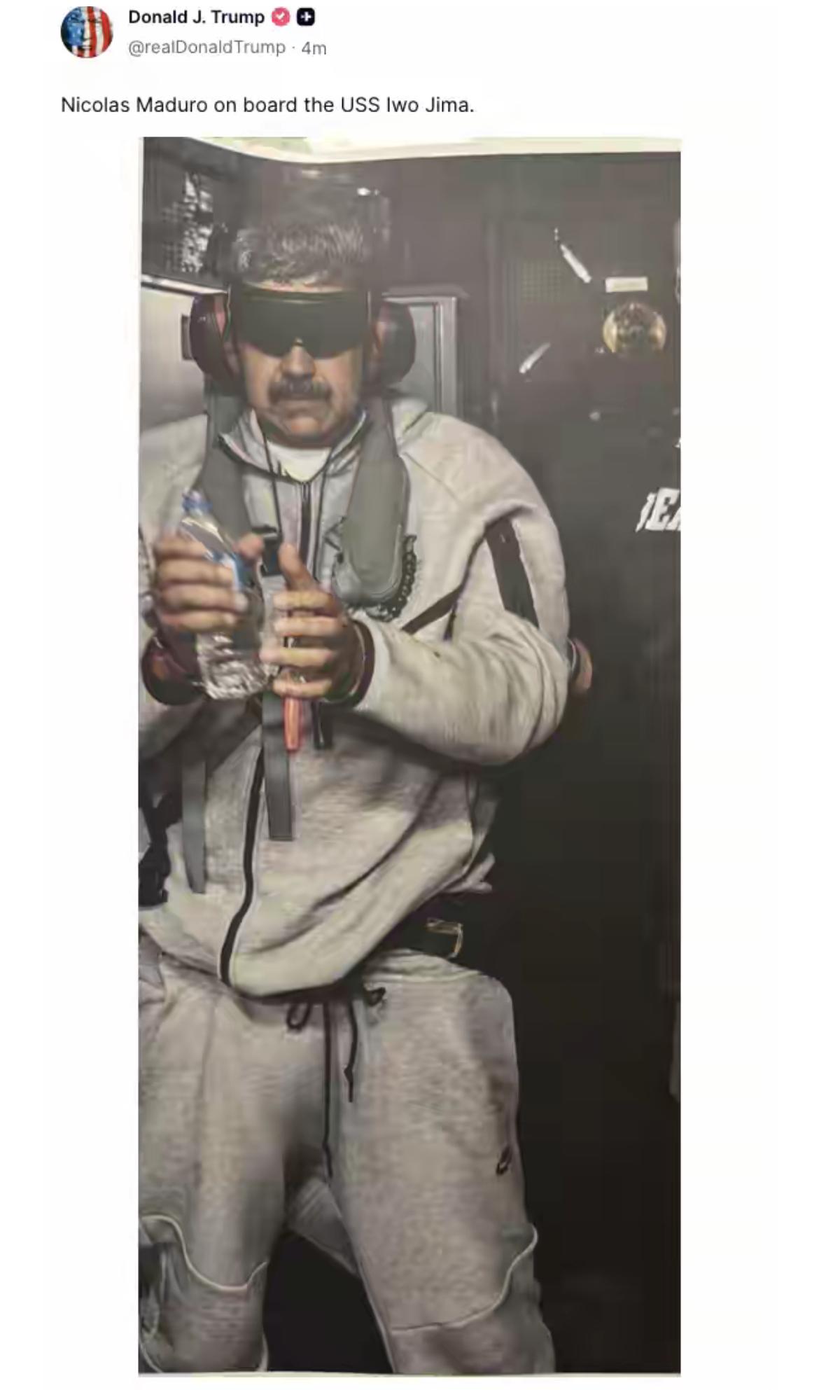 世界大变局从2022年2月24日俄乌战争爆发开始。
2023年10月，哈马斯发洪