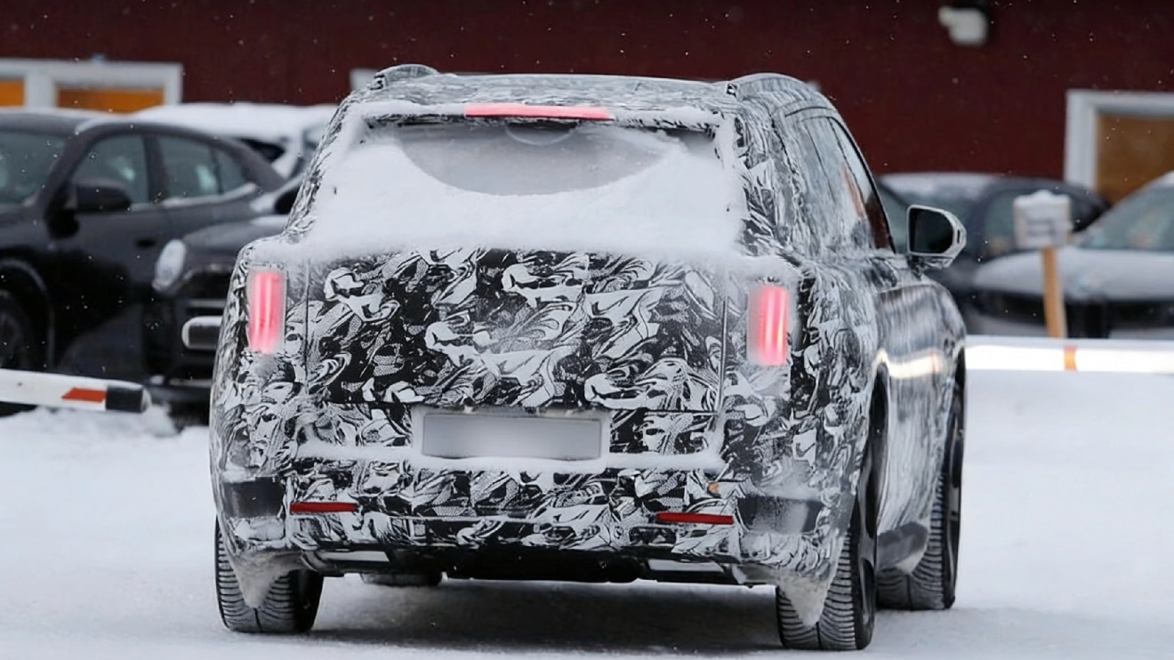 据说是劳斯换代库里南谍照，不过我感觉像纯电的我与汽车的日常汽车杂谈汽车资讯