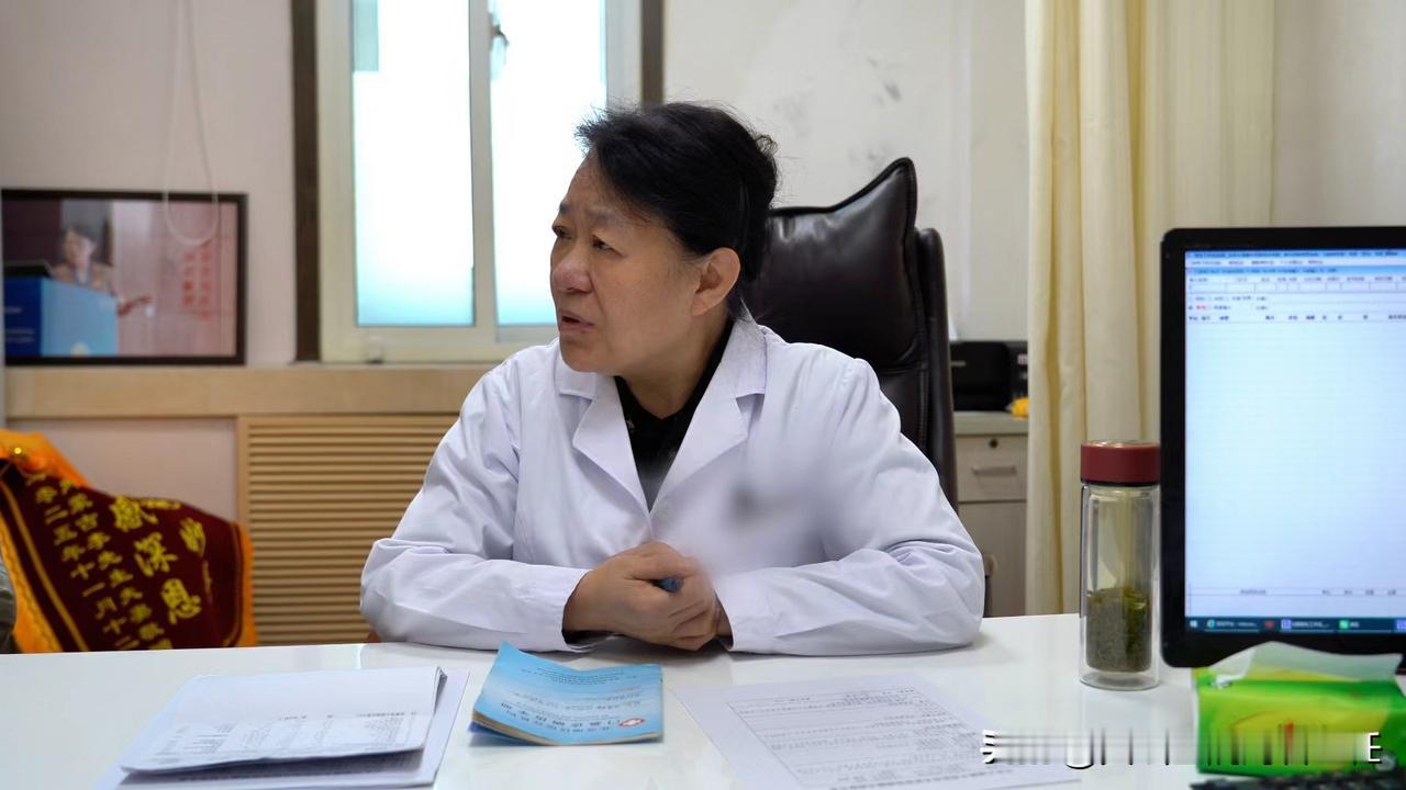 天天吃癫痫药，何时能停？停药标准看这几点！北京刘君主任：结合案例讲清楚
大家好，