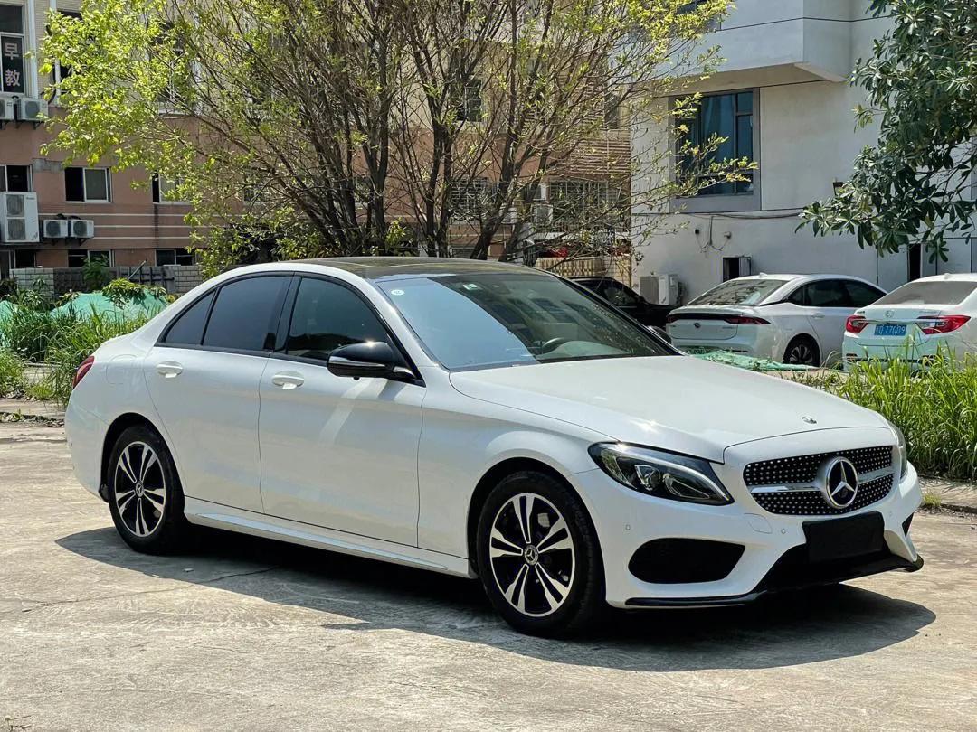 大家帮我看看选什么车？手里25个左右，想买bba，我爸资助20个，自己手里有几万