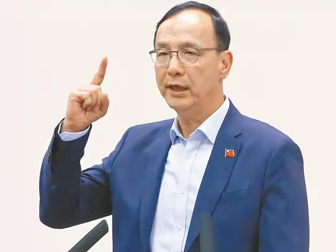 原国民党主席朱立伦，又开泄私愤了。朱立伦带着朱系人闯入国民党中央党部大闯郑丽文，