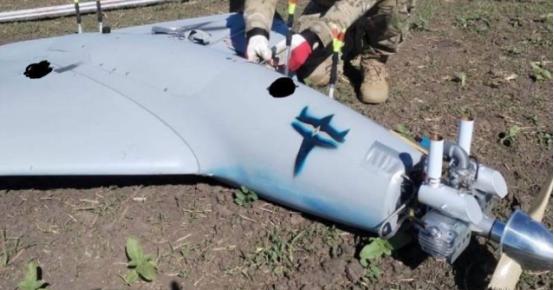 俄军暴力破解了星链，并逆用于无人机打击，让美国和乌克兰十分惊慌，措手不及。
 