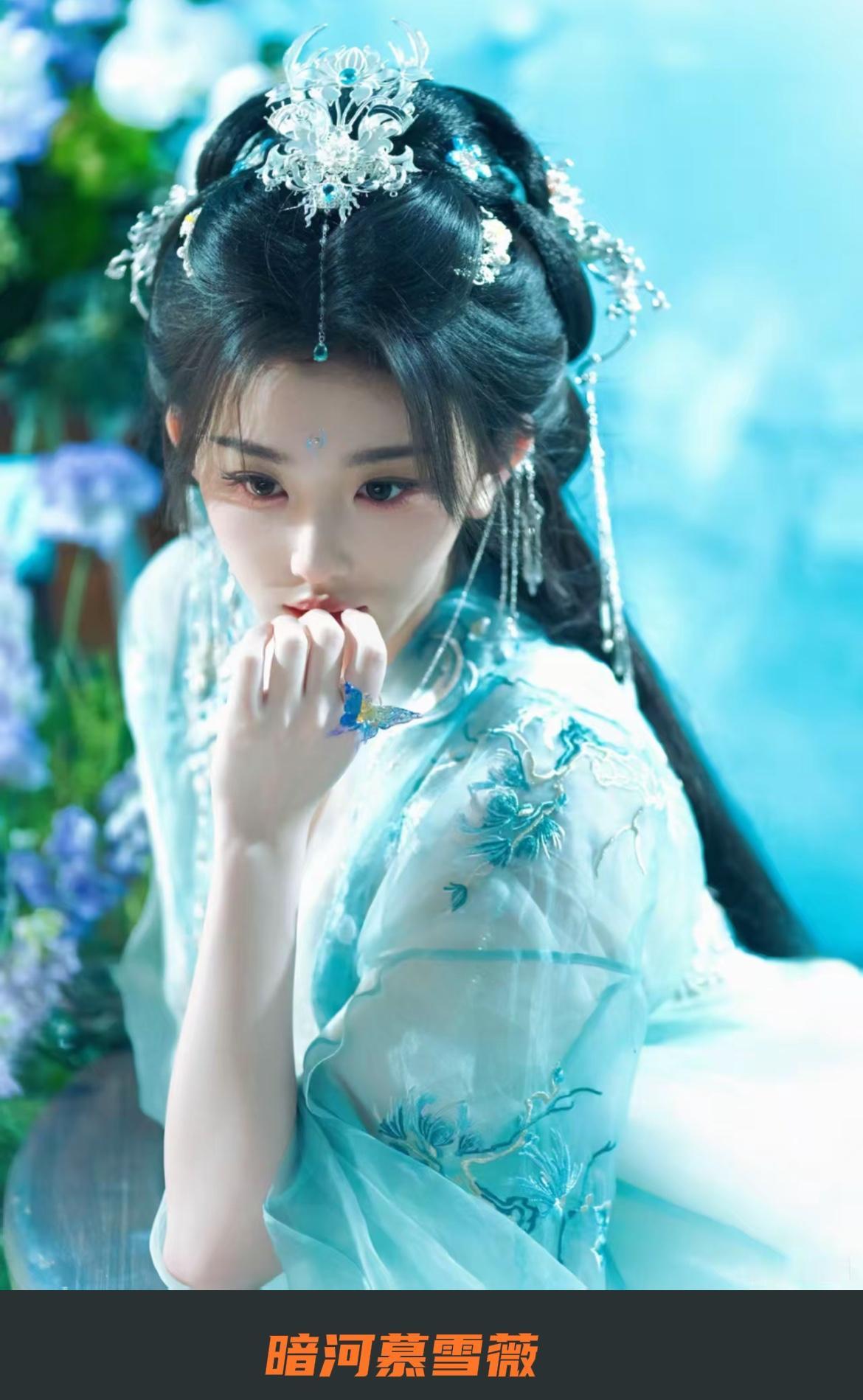 刚刚看完由龚俊、杨雨潼主演的古装热播剧《暗河传》第二十四、二十五集，发现没，裤子