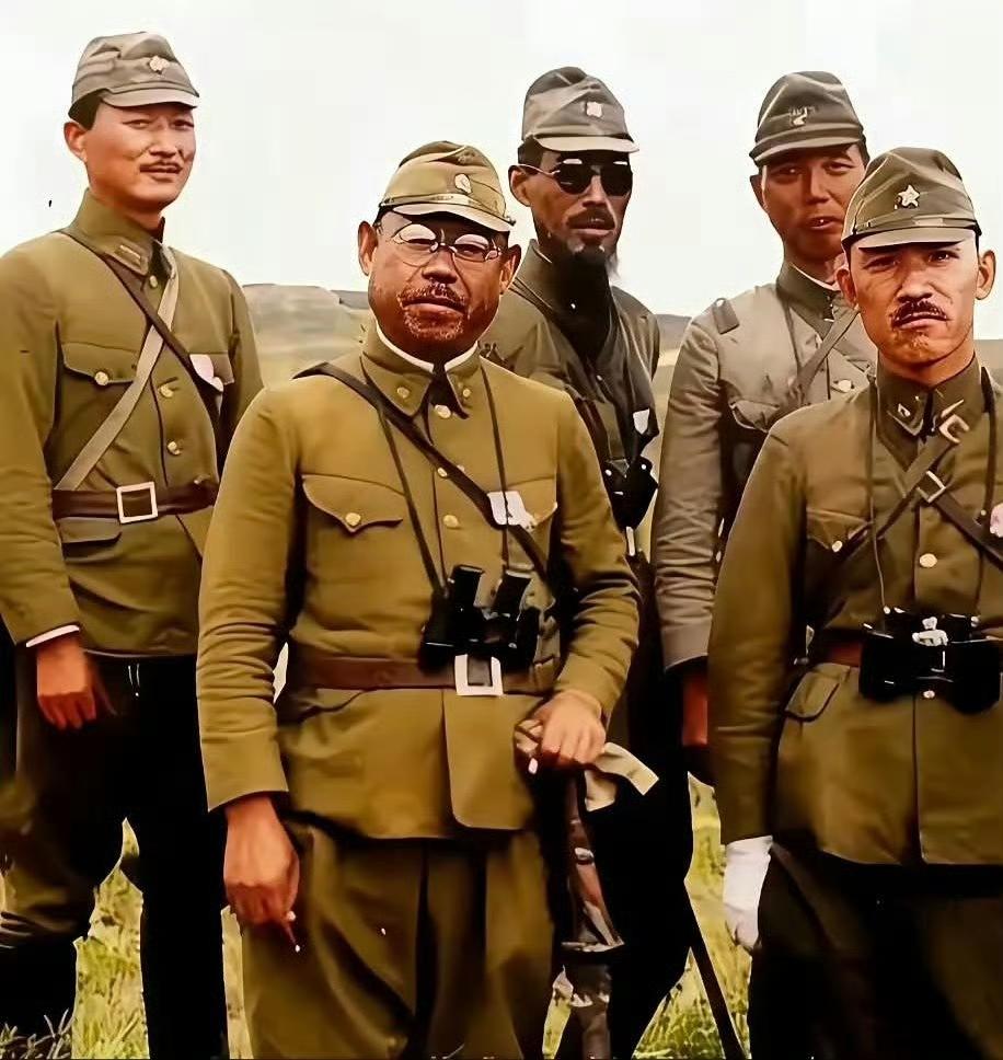 为什么日本人在古代被我们称之为倭寇呢？倭在汉语当中就是矮小。实际上日本人到二次世