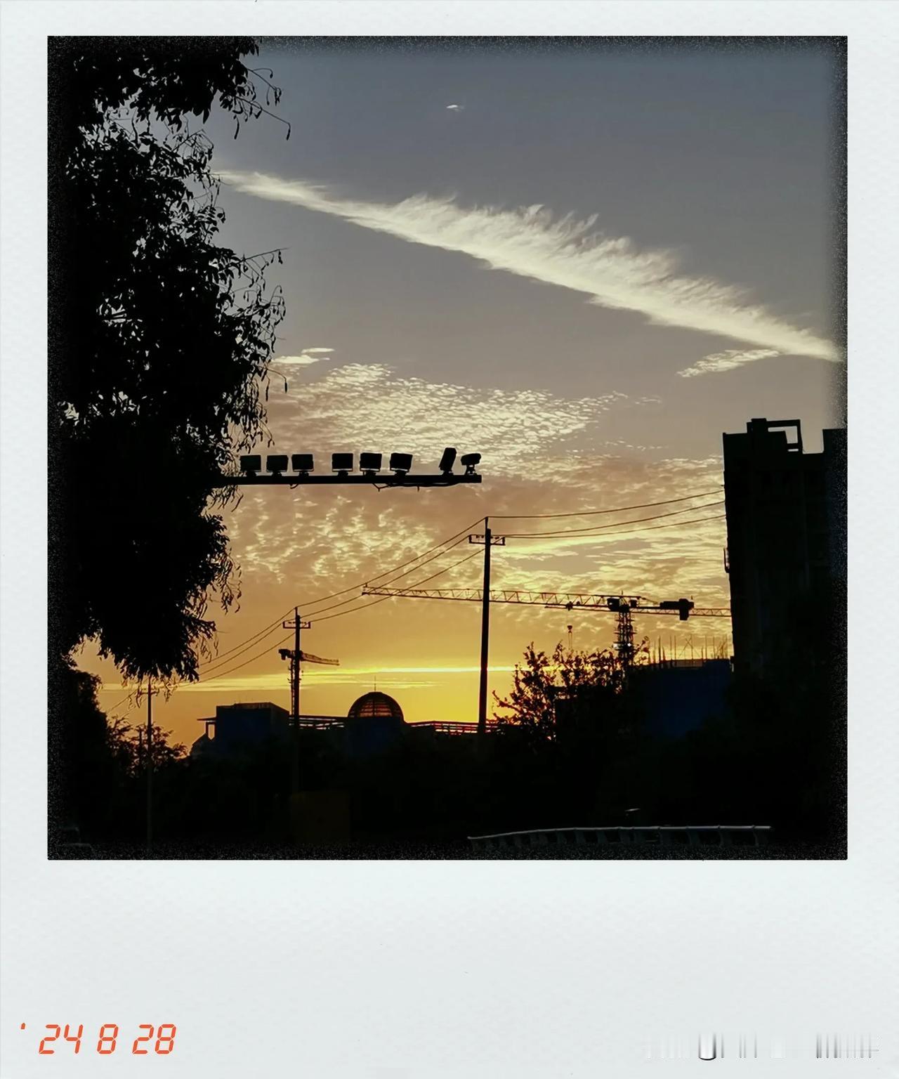 终于有了好天气，早晨还是很凉爽的