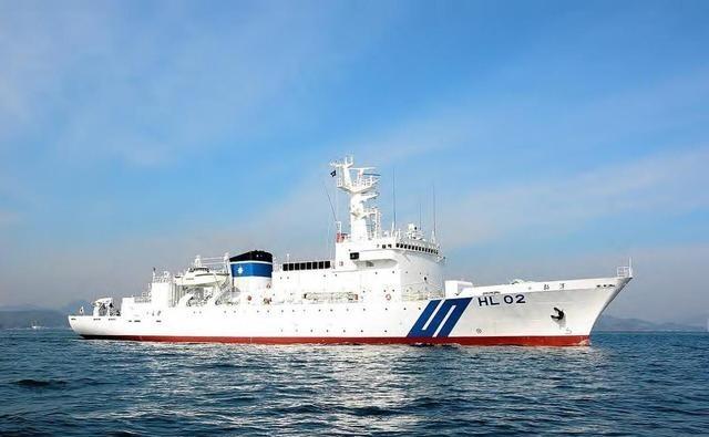 6月30日，日方的拓洋号和光洋号两艘测量船先后开进了东海的重叠海域，一头扎进去就