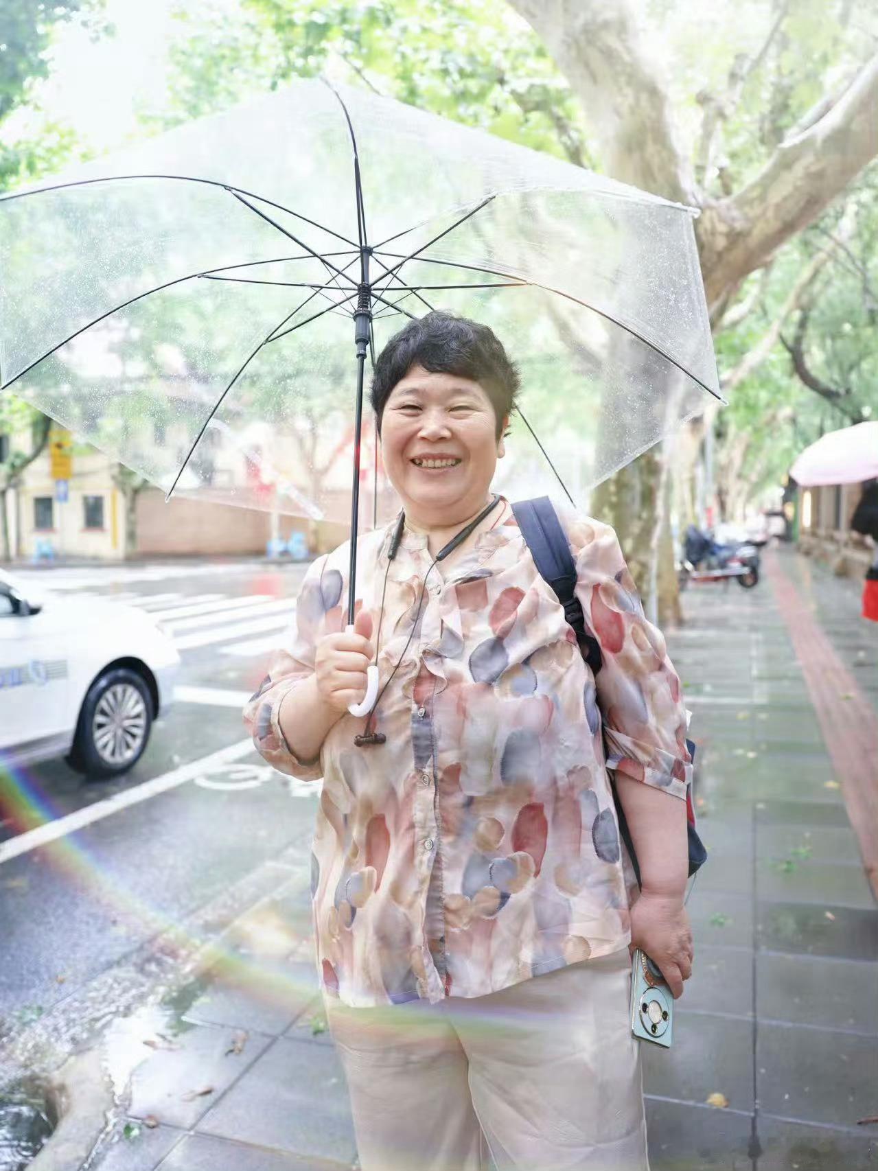 房主任红气养人房主任看到自己主打秀的票价从80被炒到1000➕，“正常的票价我都