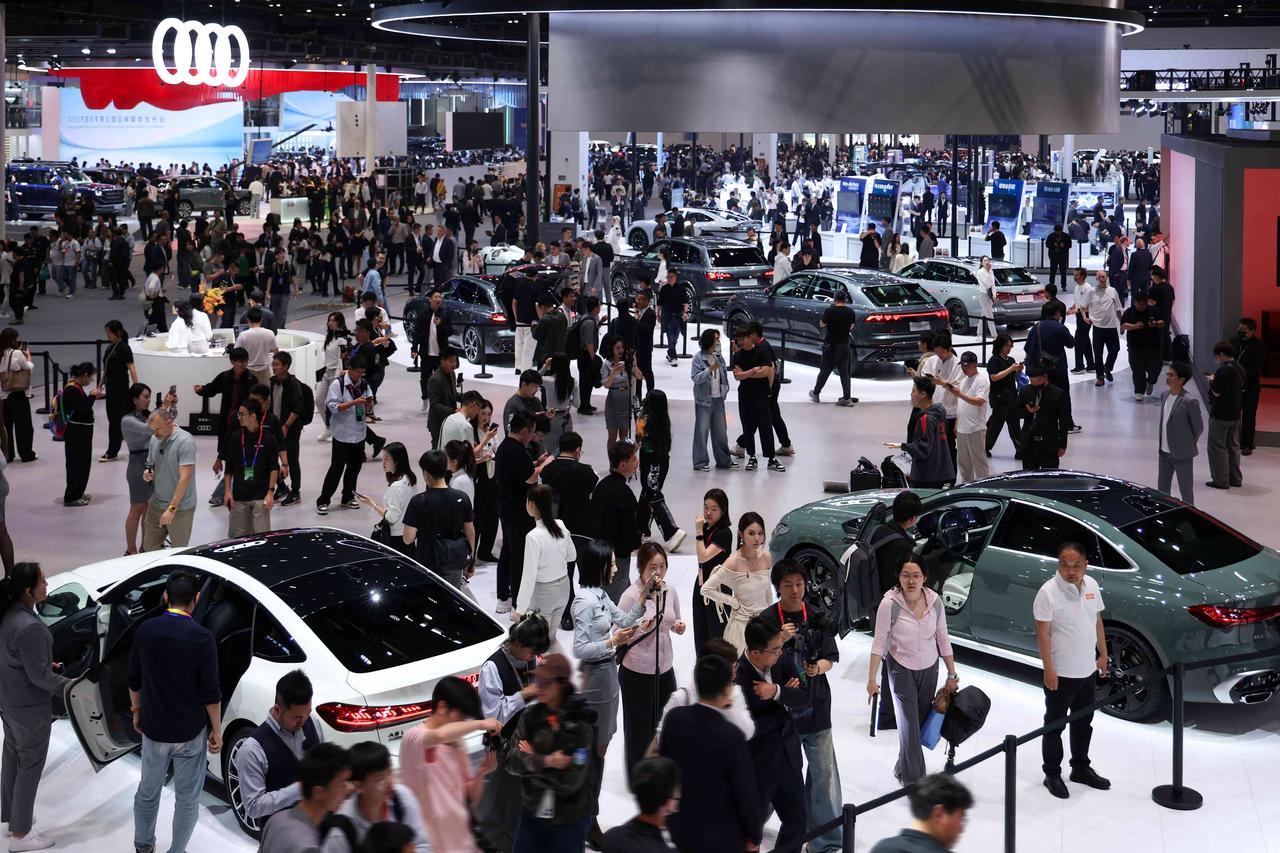 《奥迪北京车展：E7X全球首发750km续航，双品牌战略加速落地》
奥迪这次北京