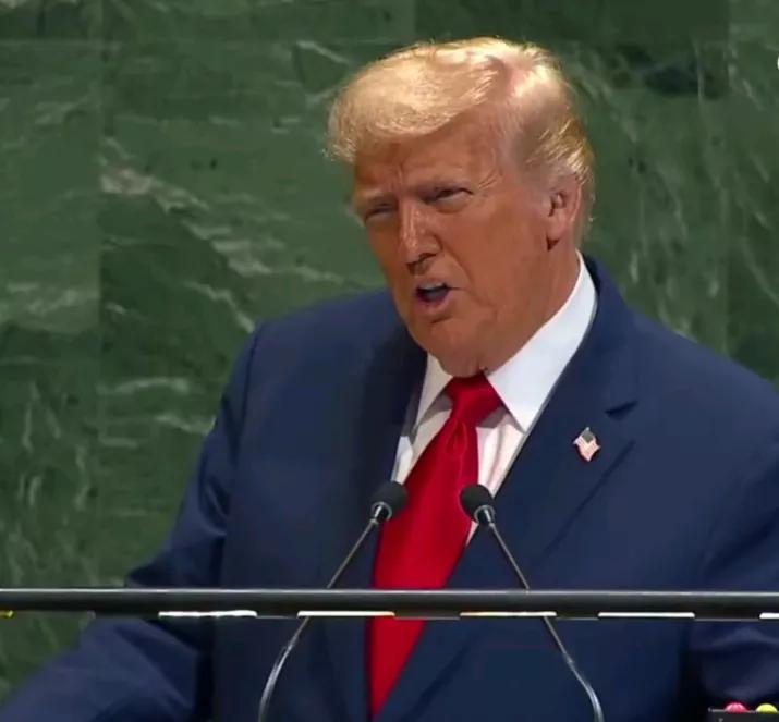 《华尔街日报》报道，当地时间21日，美国总统特朗普，在接受采访时表示，扣押更多委