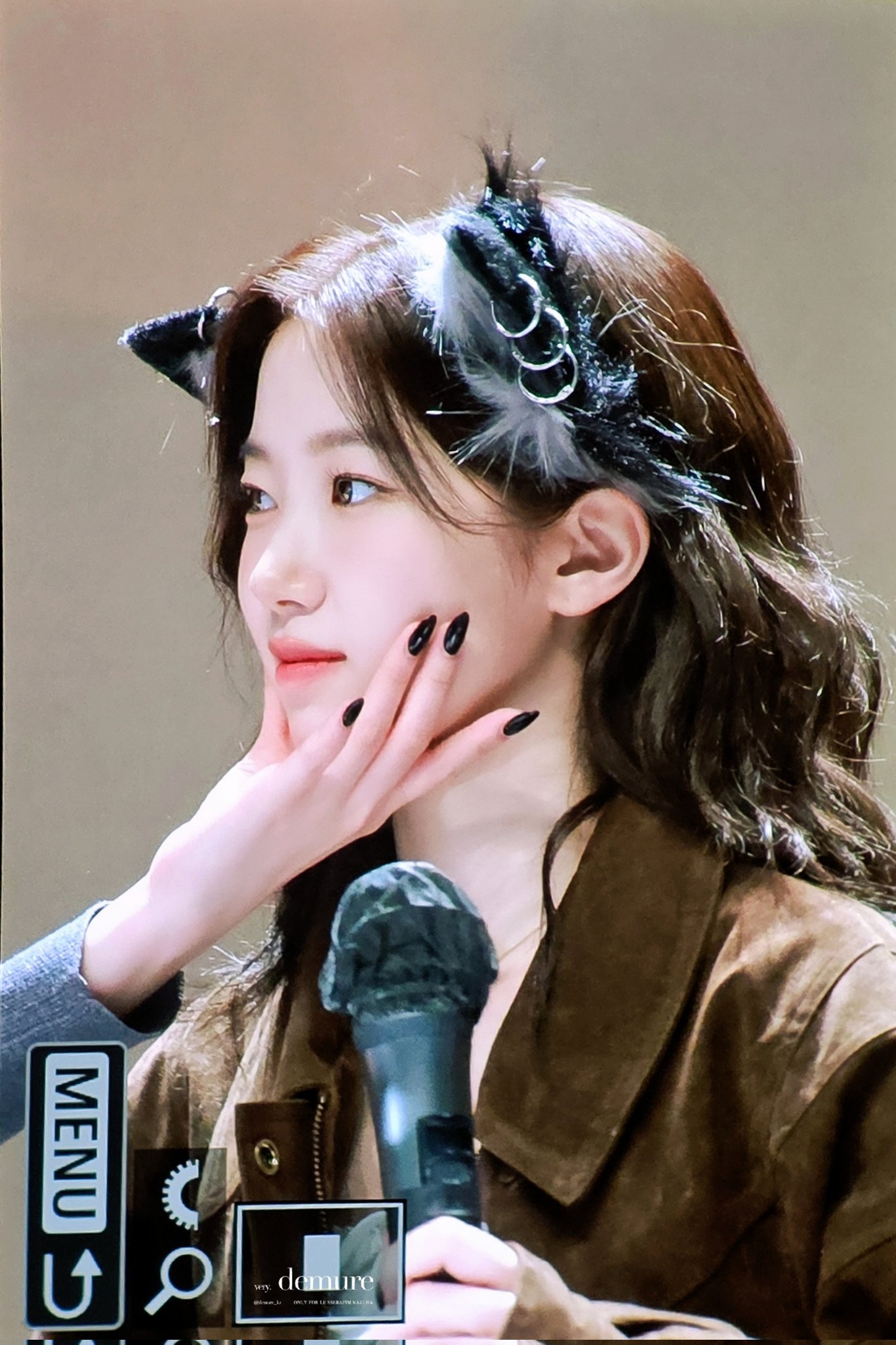 1129粉签会KAZUHA惨被捏脸蛋(feat.金采源之手)