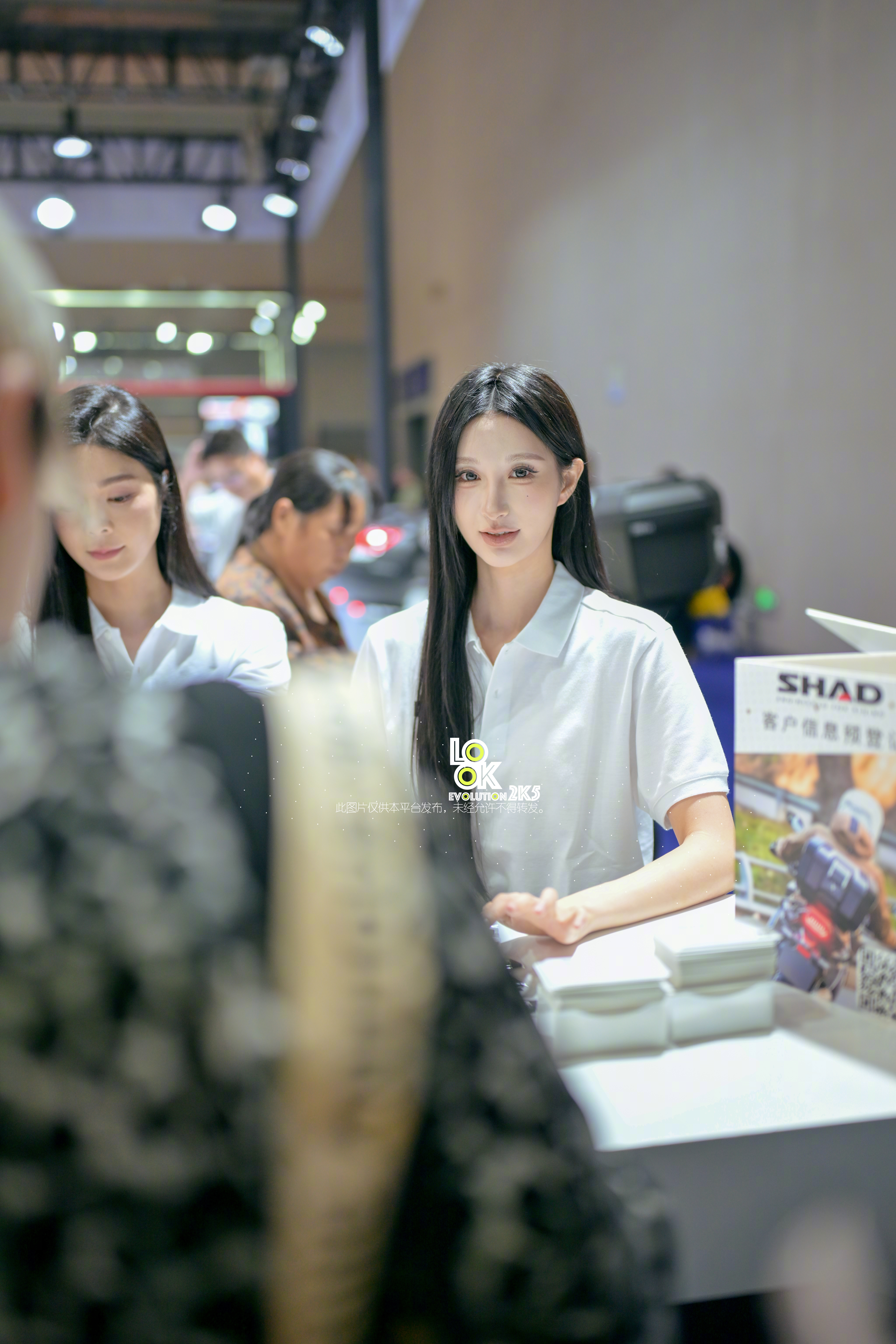 2025重庆摩博会 第二天现场的小姐姐们！ ​​​
