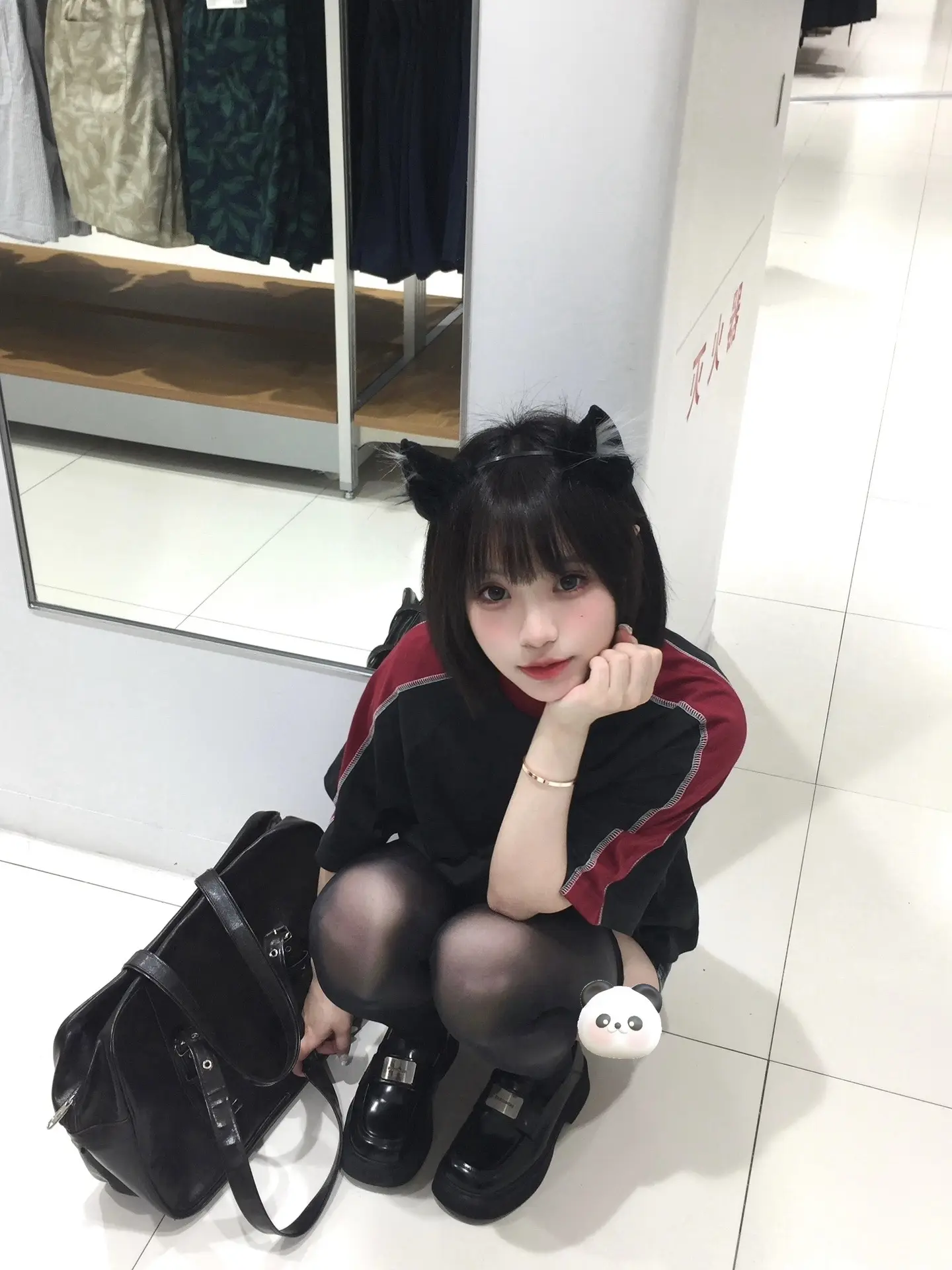 我不活在你给的人设里