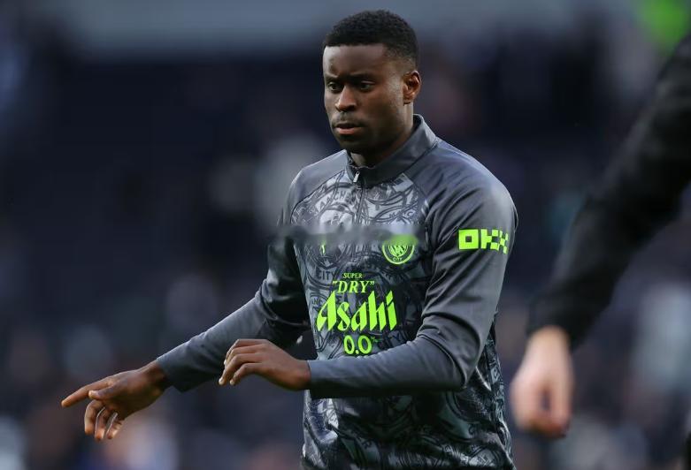 今日凌晨结束的英联杯半决赛次回合，曼城3-1战胜纽卡，总比分5-1晋级决赛，将对