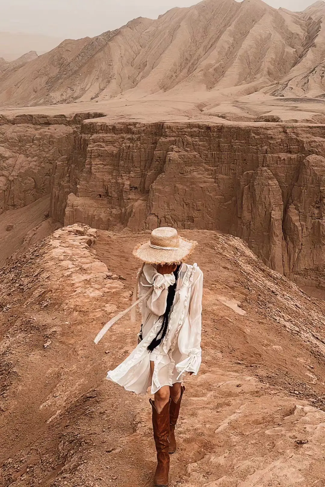 辽阔的新疆 神秘的西域