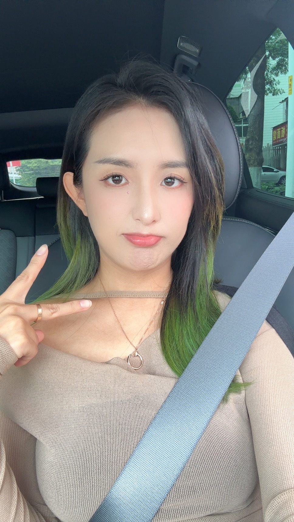 到底是我胖了还是现在女装越做越小 怎么感觉穿s有点儿费劲了#女装尺码越做越小# 