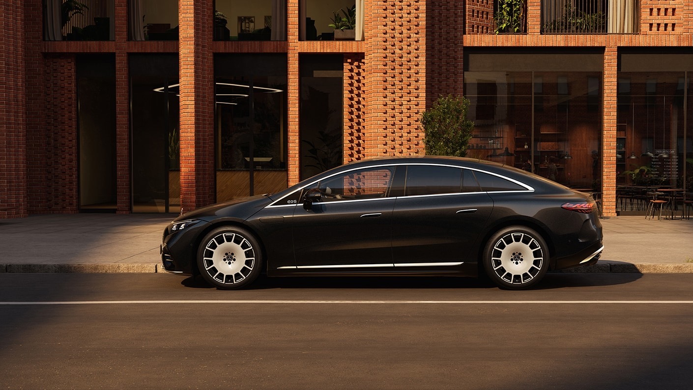 奔驰EQS 2027款发布，标配后转和空悬，这一代可选线控转向，800V架构，1