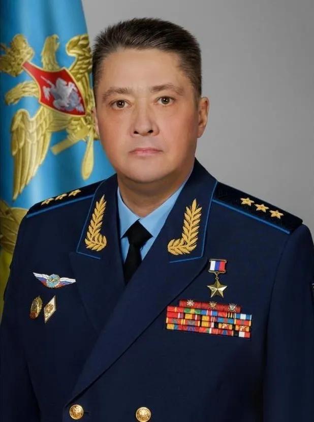 亚历山大·柴科上将已就任俄罗斯空天军总司令。该消息已发布在俄罗斯国防部官方网站上