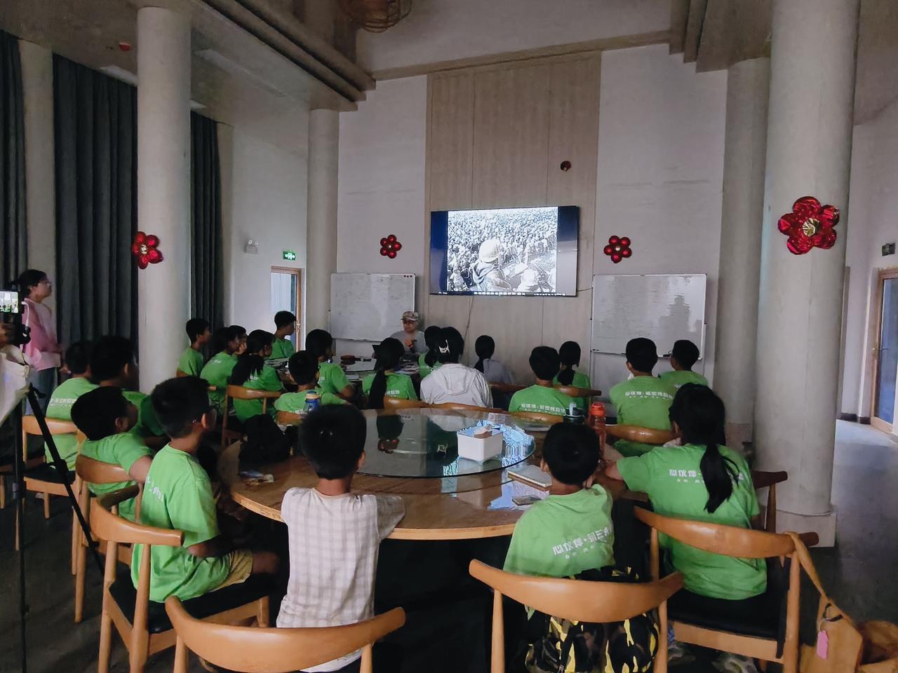 2026年7月22日｜小明老师无锡营地音乐与心理健康认知课总结：

本节为音乐审