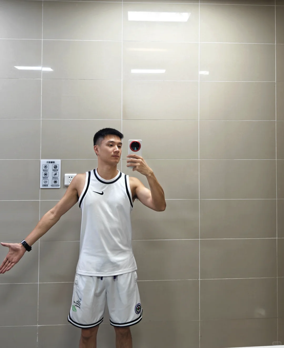 黑皮男孩增肌健身打卡进程