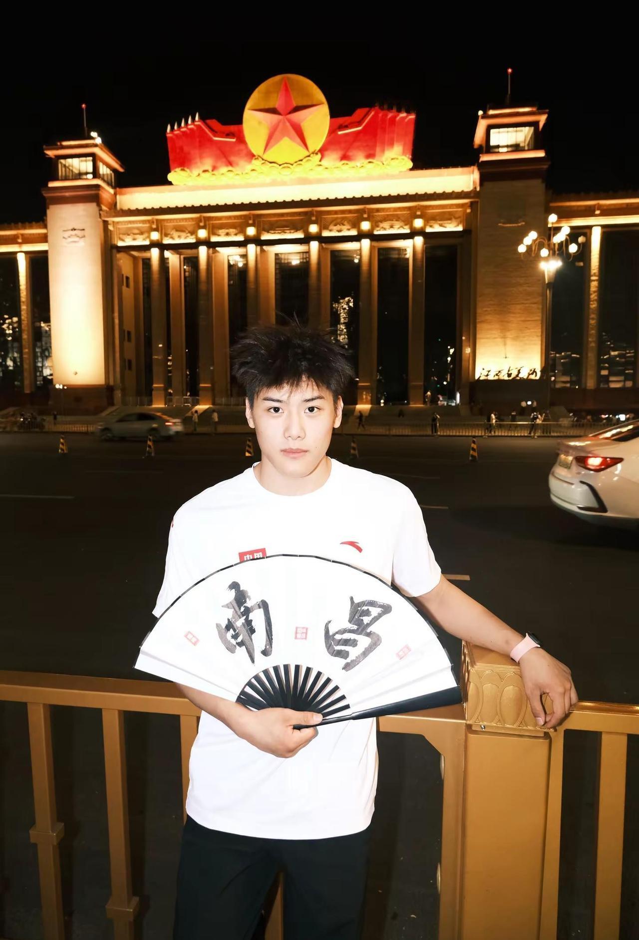 𝗡𝗮𝗻 𝗖𝗵𝗮𝗻𝗴🇨🇳我们生在红旗下 长在春风里八一南昌打卡