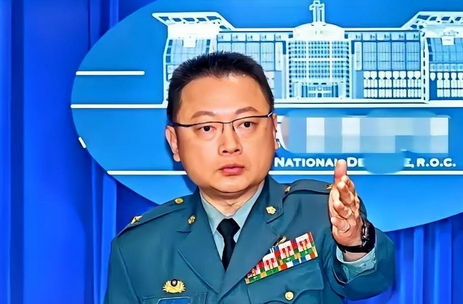 台防务部门紧急召开记者会！

2026年6月7日上午，台防务部门紧急召开新闻记者