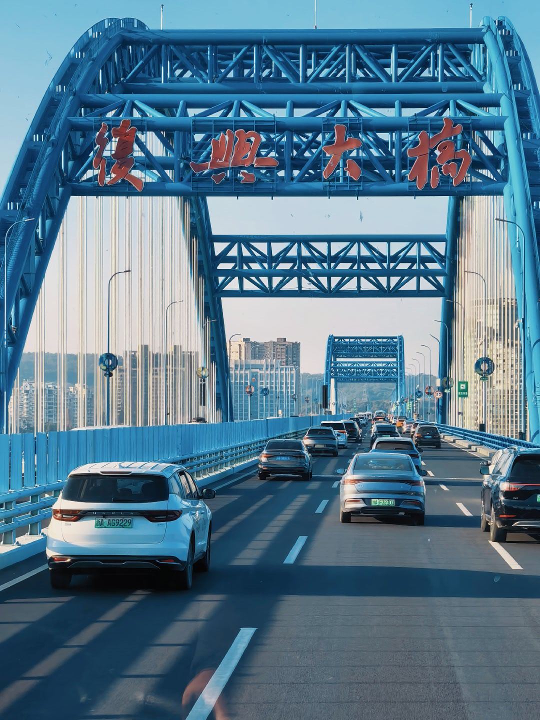 12月忙得，脚不沾地 杭州·钱塘江大桥