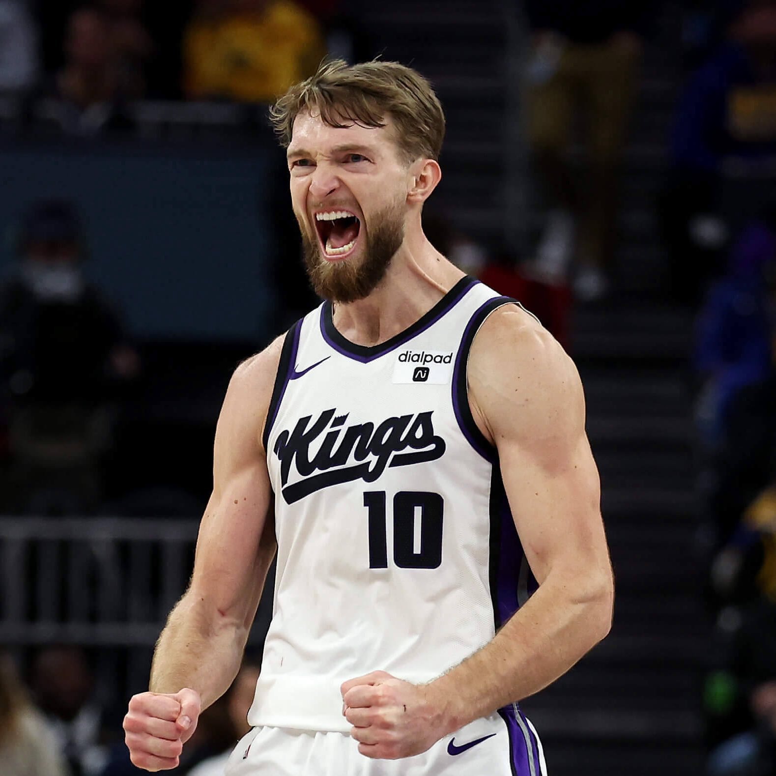 已经有多支球队向国王质询了萨博尼斯 勇士会不会也在其中 🤔 