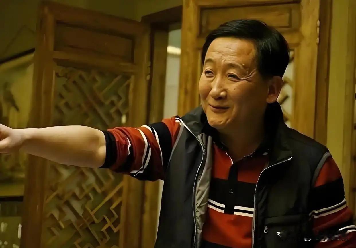 从巴图和梁天的情缘看，再次证明，人与人之间的真正情分，不是靠带有DNA的血缘关系