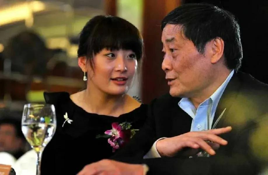 宗庆后离世了，也带给人们一些思考。
这么大的一个企业家，一生就一结发妻，不乱不弃