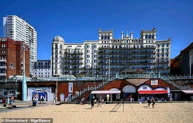 英国的性侵案件真的让人触目惊心！6月17日消息，布莱顿海滩接连两起恶劣性侵案，3