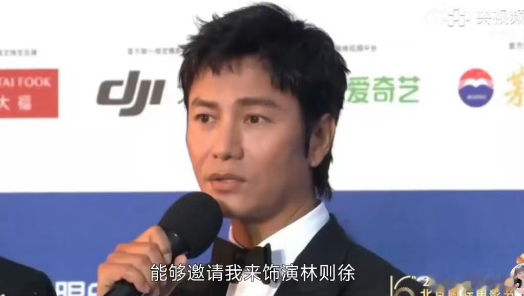 陈坤聊林则徐陈坤聊起林则徐角色，一心要为伟人增添生命感。他希望借表演，把林则徐的