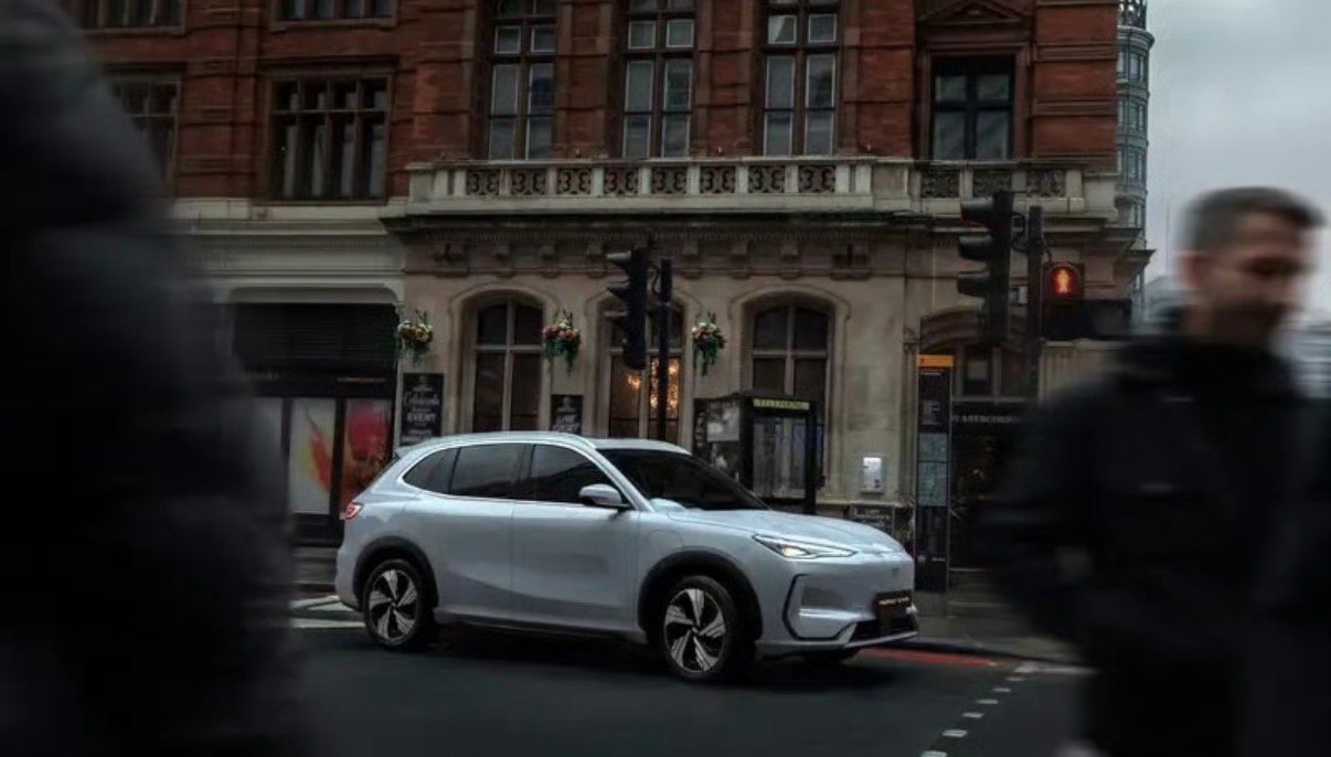 【吉利国际EX5迎来英国首秀 未来五年在欧洲推出15款新车】日前，吉利汽车在英国