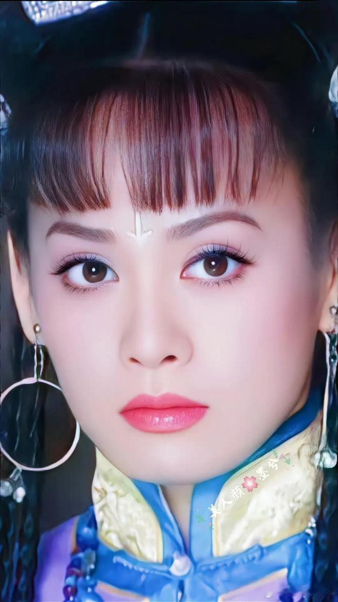 你想象的大玉儿VS大玉儿大玉儿毕竟是蒙古族啊，长得像蒙古人才对。实际上大玉儿很可