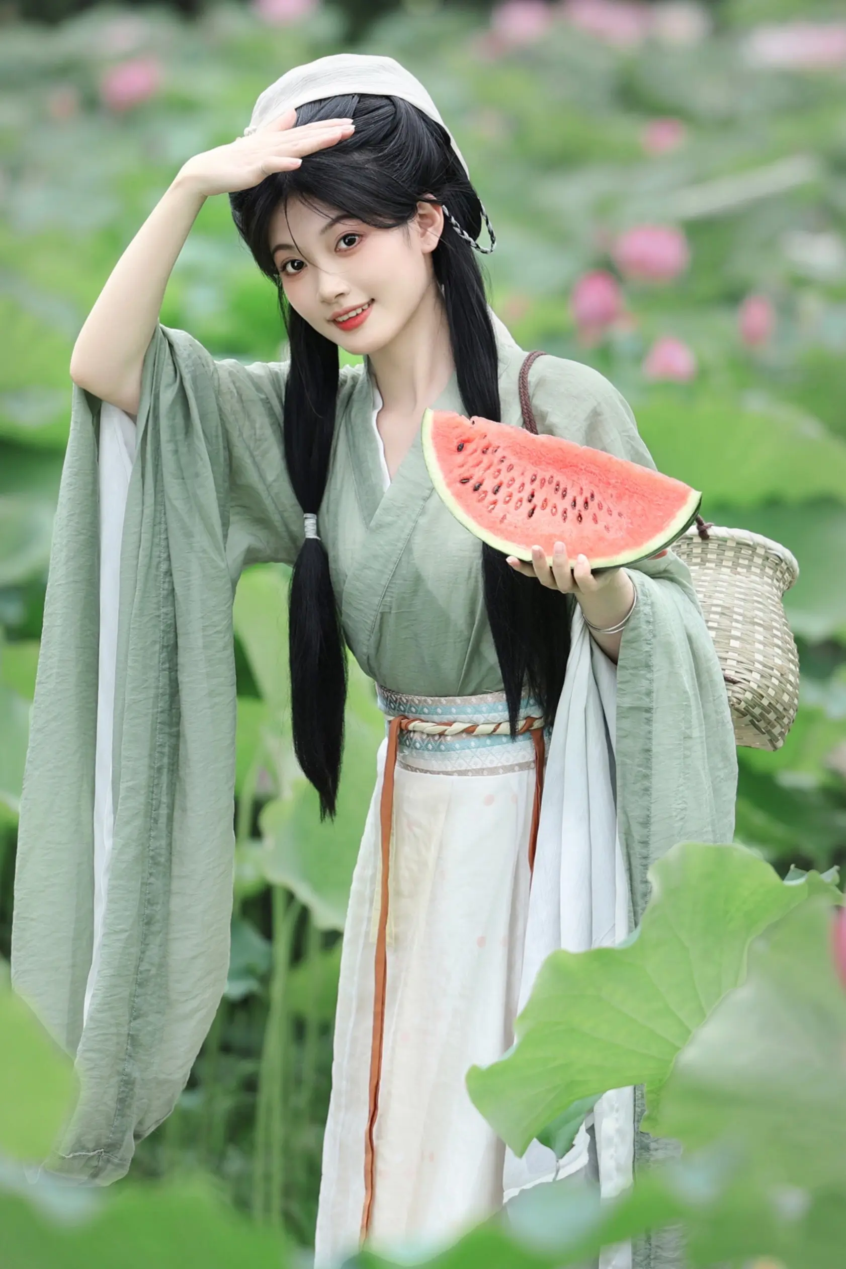 夏日小荷花前来报道。
