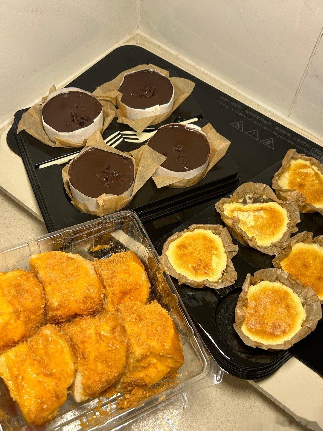盒马的这几款小甜品还不错#不可辜负的美食[超话]# ​​​