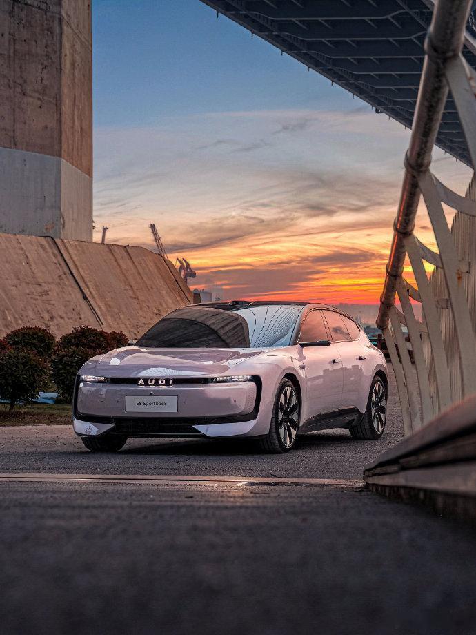 奥迪E5开年抢先优惠20.59万马年伊始，奥迪E5 Sportback带着满满的