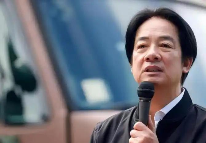 驻台美军和售台无人机，必须列为解放军摧毁性打击首要目标 
 
最近台海边上的动静