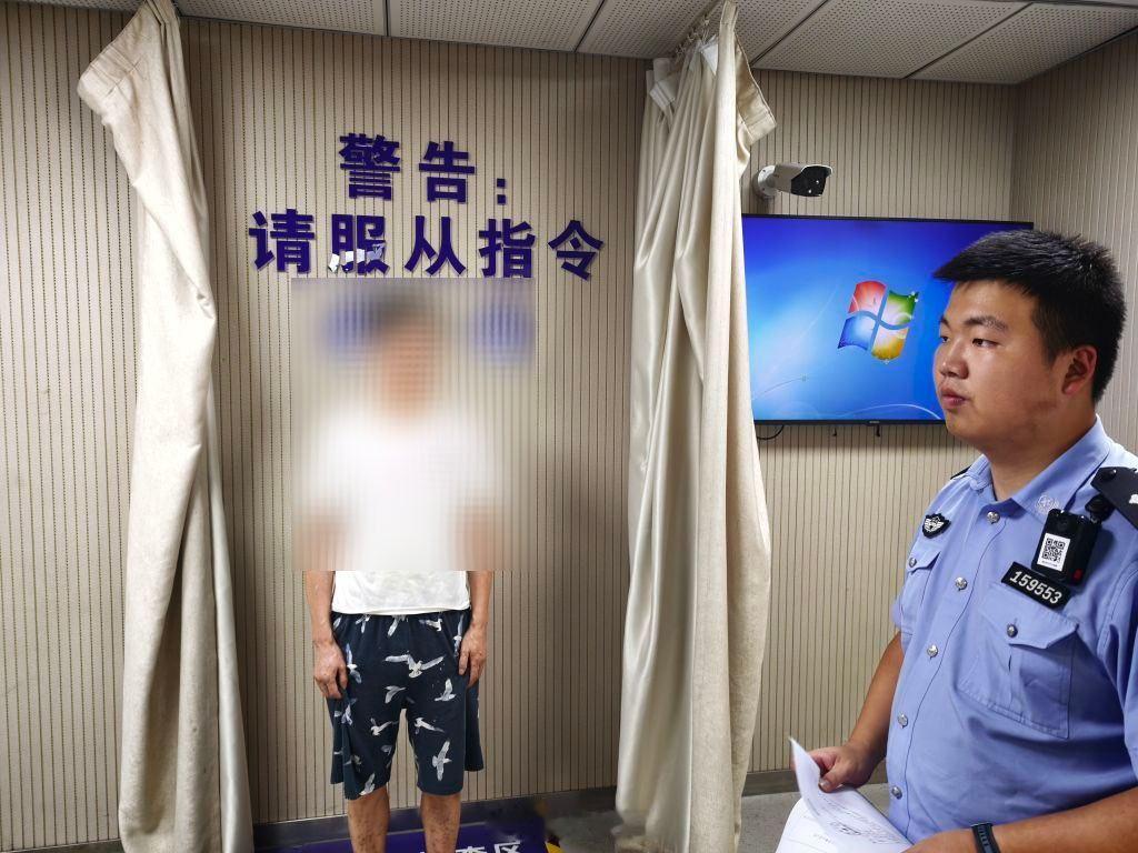 东阳身边事  7月18日，东阳市公安局横店派出所民警在日常工作中发现，辖区内一民