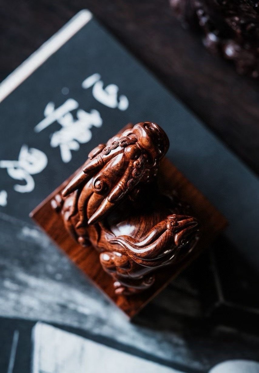 我想问一句，a股这次又和上次一样调整4年怎么办。你们熬得住不？ 