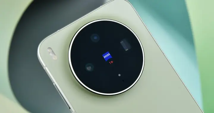 vivo X300s為什么叫“小V單”？現在入手值不值？
