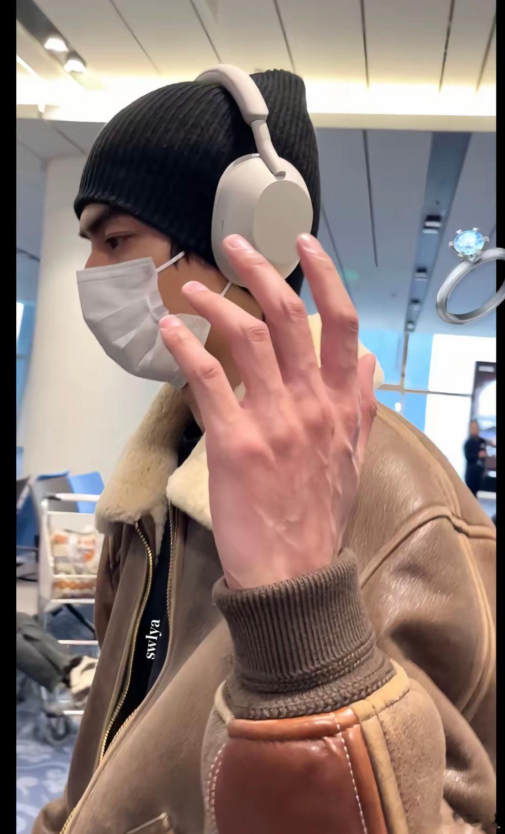 这青筋 跪了..此男全身上下全部是优点 ​​​