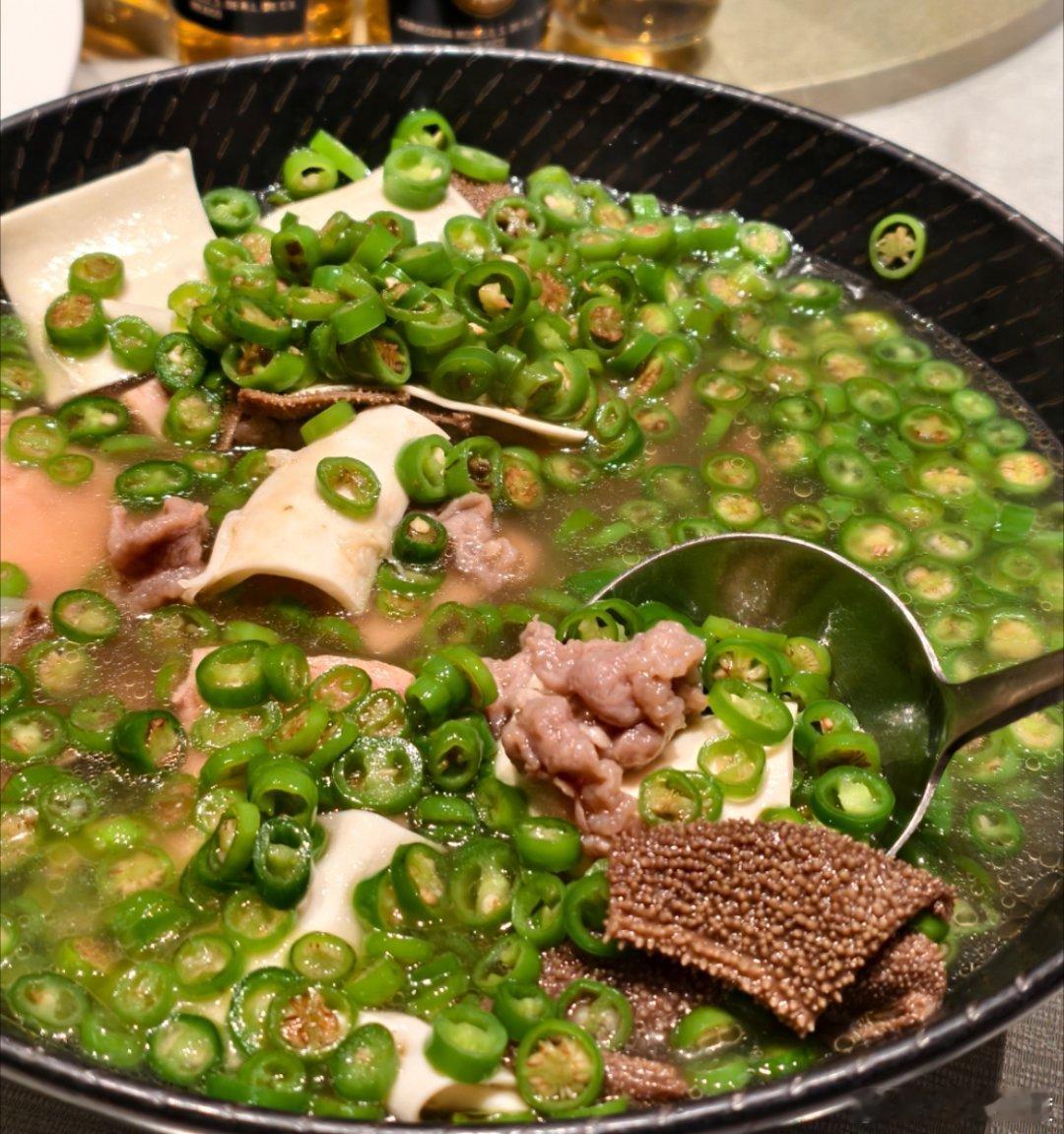 杭州版青椒毛血旺… ​​​