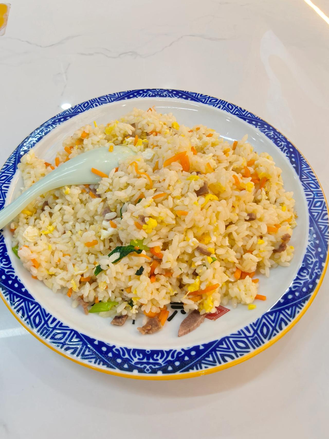 炒饭太香了 一碗炒饭的温度 一碗很哇塞的炒饭 早餐统治世界 最爱的炒饭