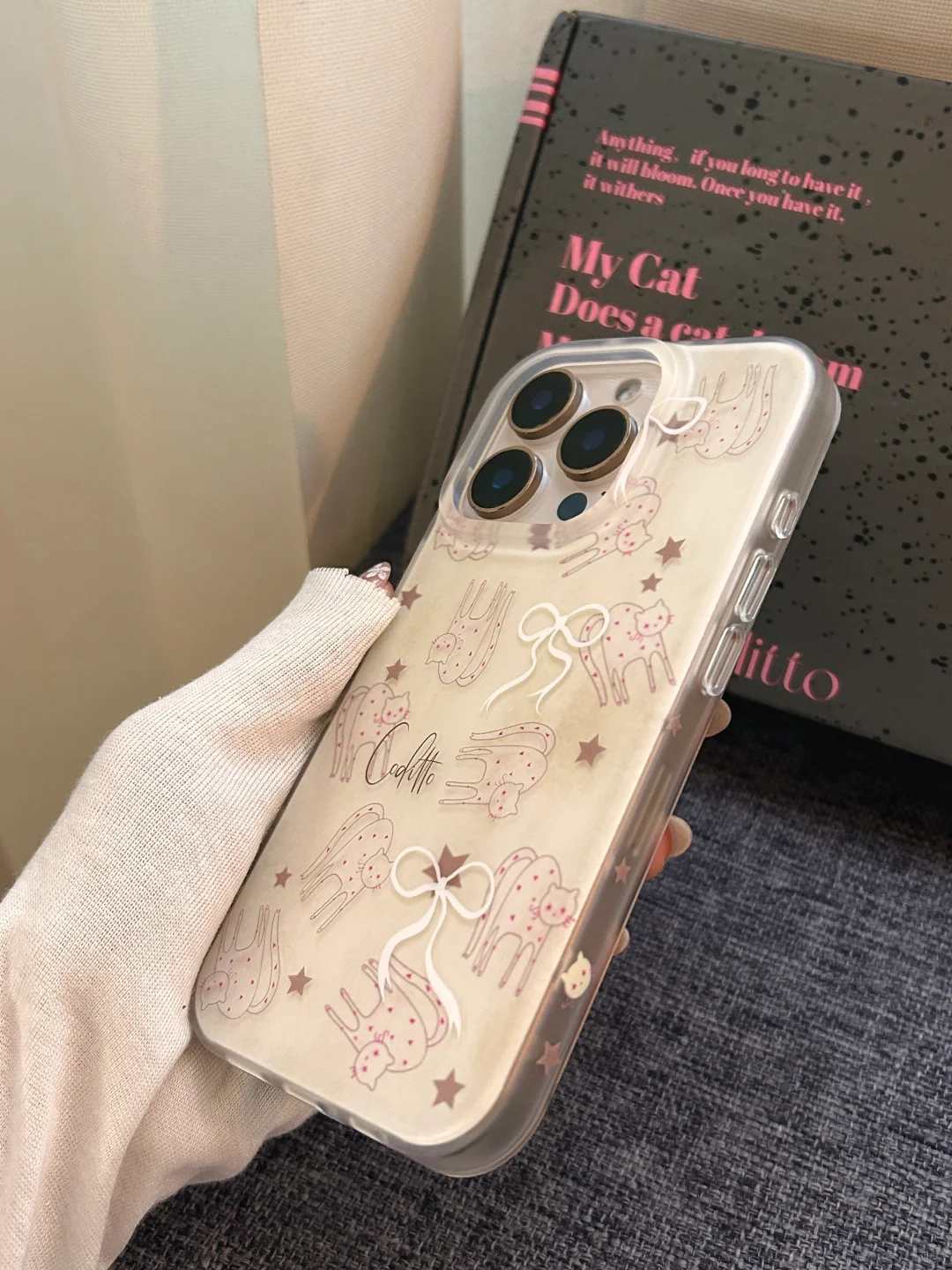 很喜欢的磨砂质感可爱氛围感涂鸦秋天手机壳