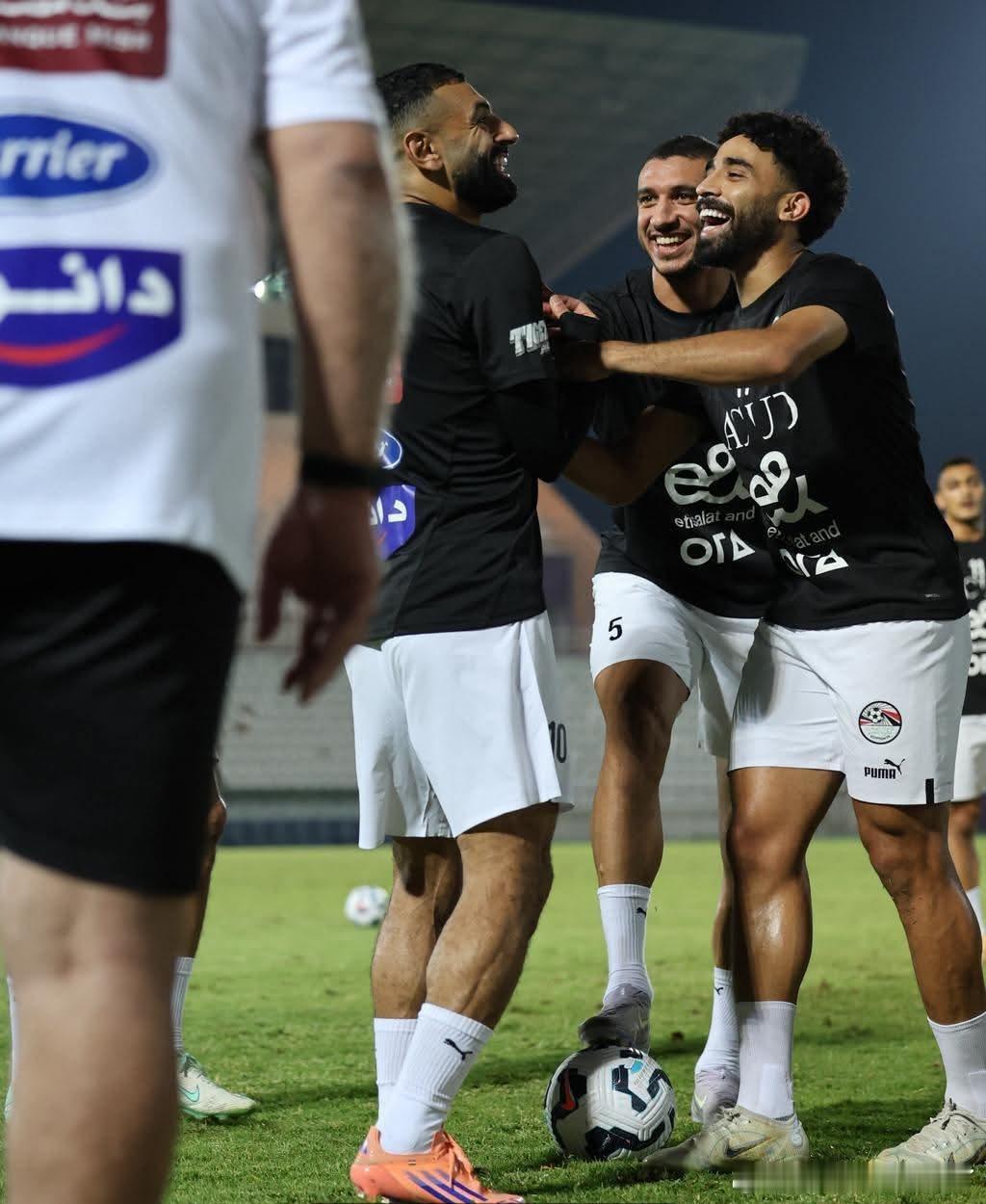 在埃及国家队的萨拉赫 