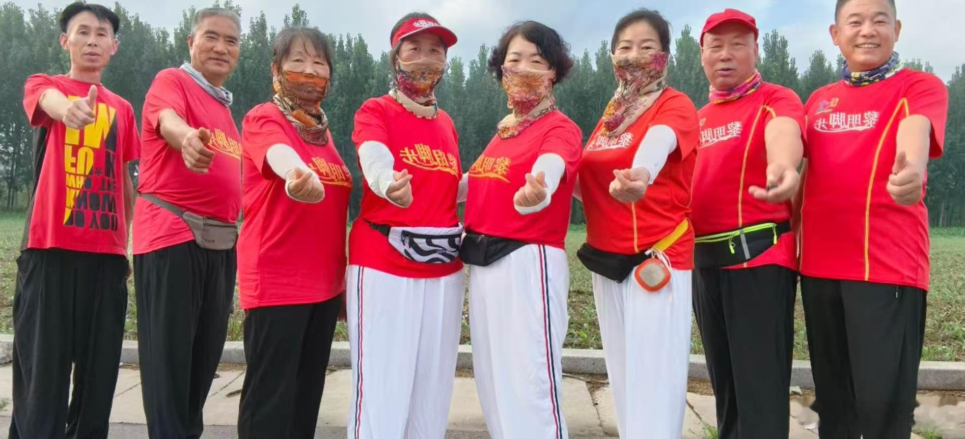 青岛黎明脚步 