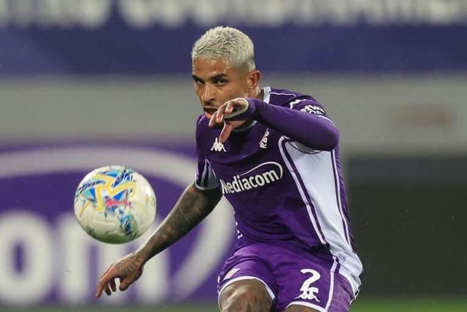 该报道指出，齐米卡斯将会在今夏结束租借回到利物浦，与此同时切利克的现有合同也将在