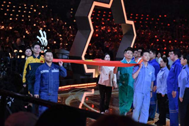第48届世界技能大赛在沪启幕 重庆6名选手亮相开幕式