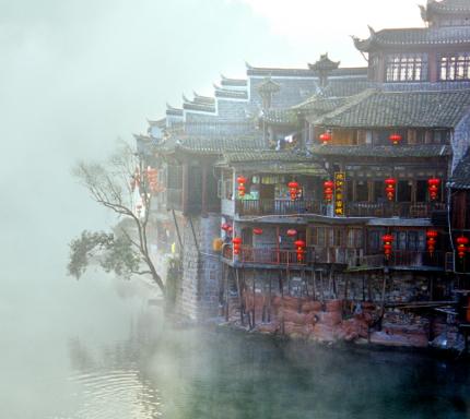 今天咱们来聊一所学校——湖南文理学院。
可能有些人对这所学校不太熟悉，觉得名字听