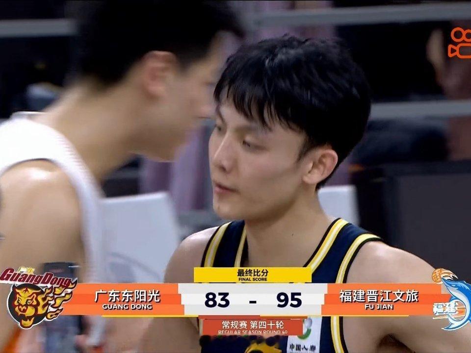 战术再好，没有执行能力的人，就是拖累。福建皮特森的三分“一力降十会”，话说，皮特